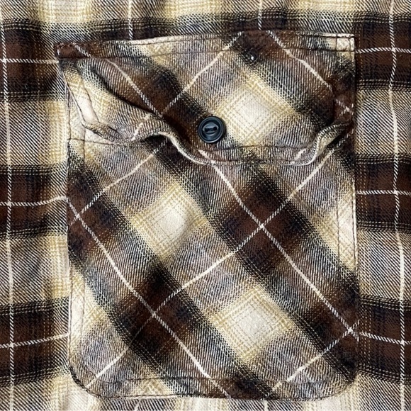 Levi's Long Sleeve Brown Plaid Lightweight Flannel Button Down Shirt Men's Small - Picture 8 of 11